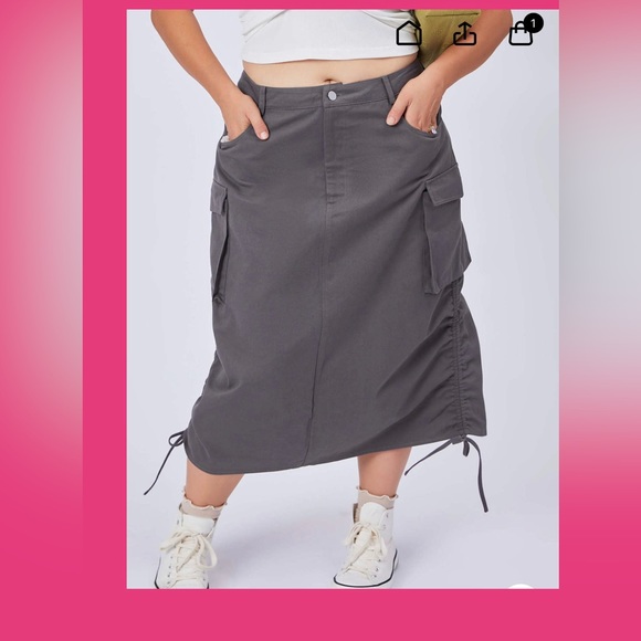 Cider brand grey parachute style cargo skirt brand new with tags - Picture 2 of 3